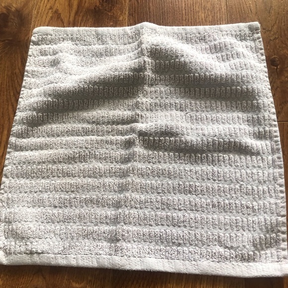 Set of 2 textured washcloths - Picture 3 of 4